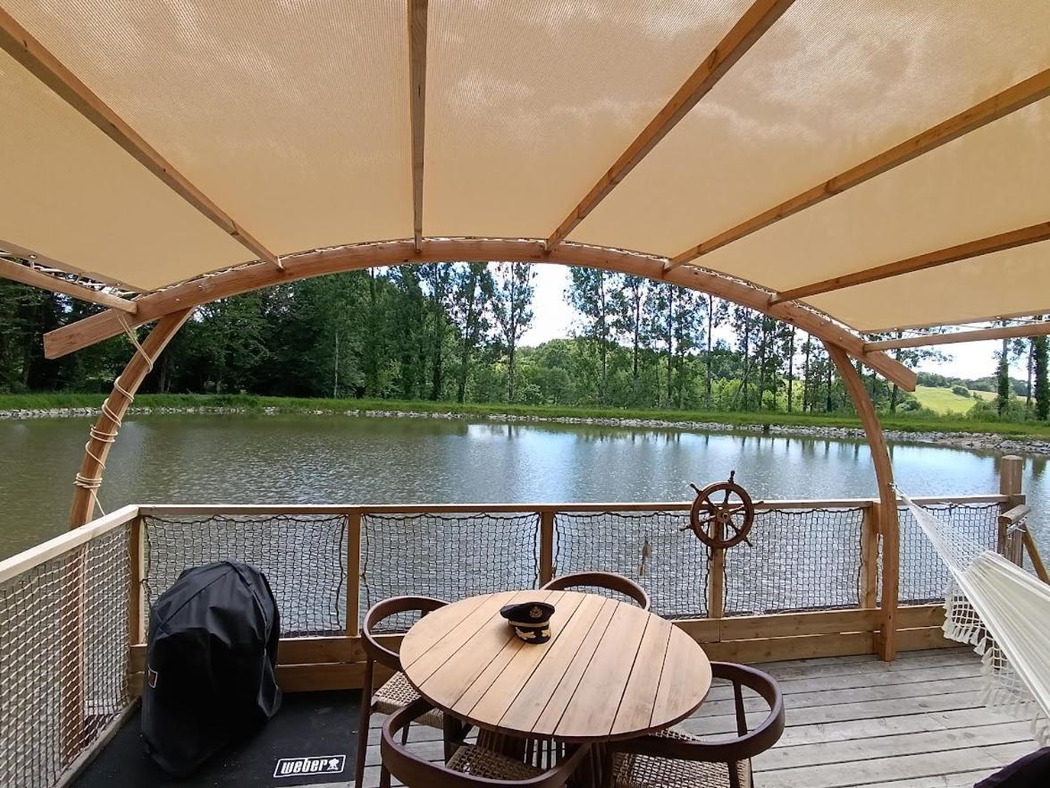 مبيت وإفطار Saint-Germain-les-Vergnes Domaine De La Clauzade المظهر الخارجي الصورة
